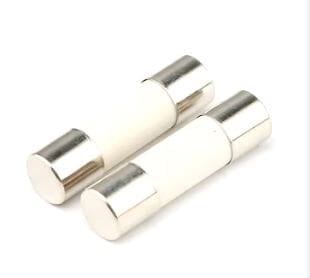 Ceramic Fuse 10x38 mm 8A