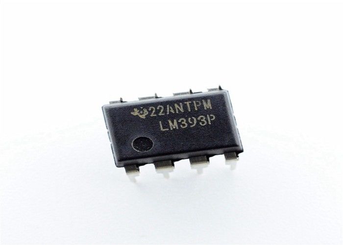 LM393 (Low Offset Voltage Dual Comparator IC)